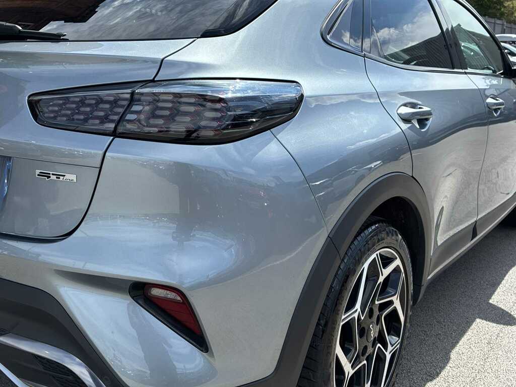 Kia Xceed 1.6 Gdi 8.9Kwh 3 Suv Plug In Hybrid Dct Red #28