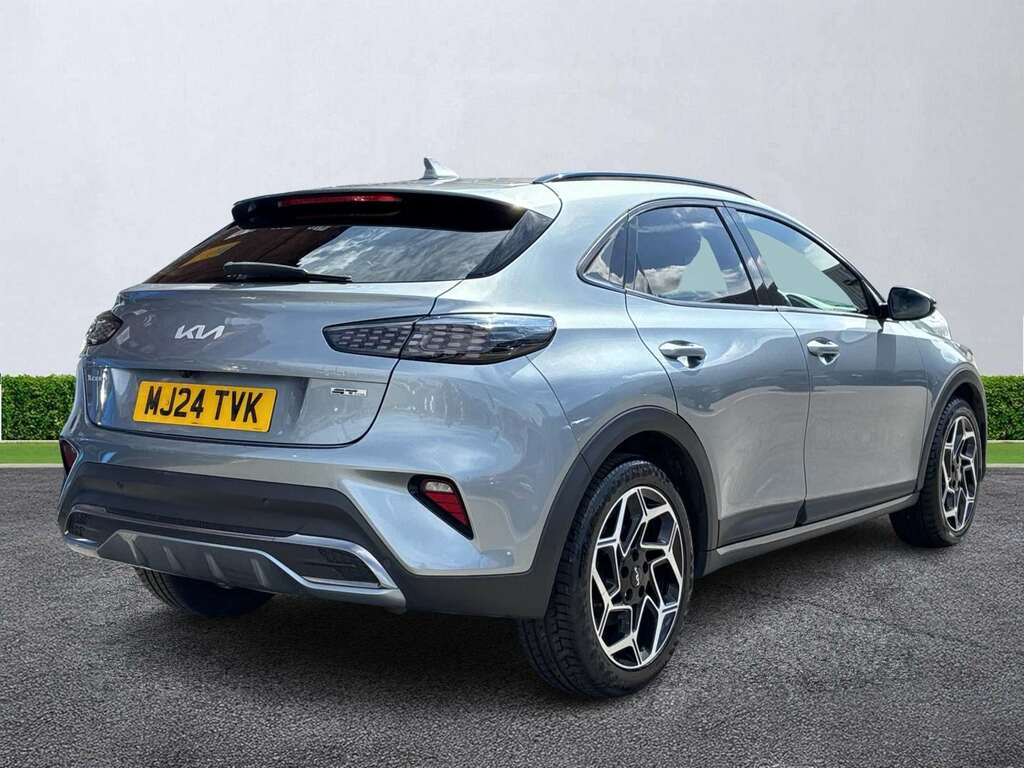 Kia Xceed 1.6 Gdi 8.9Kwh 3 Suv Plug In Hybrid Dct Red #17
