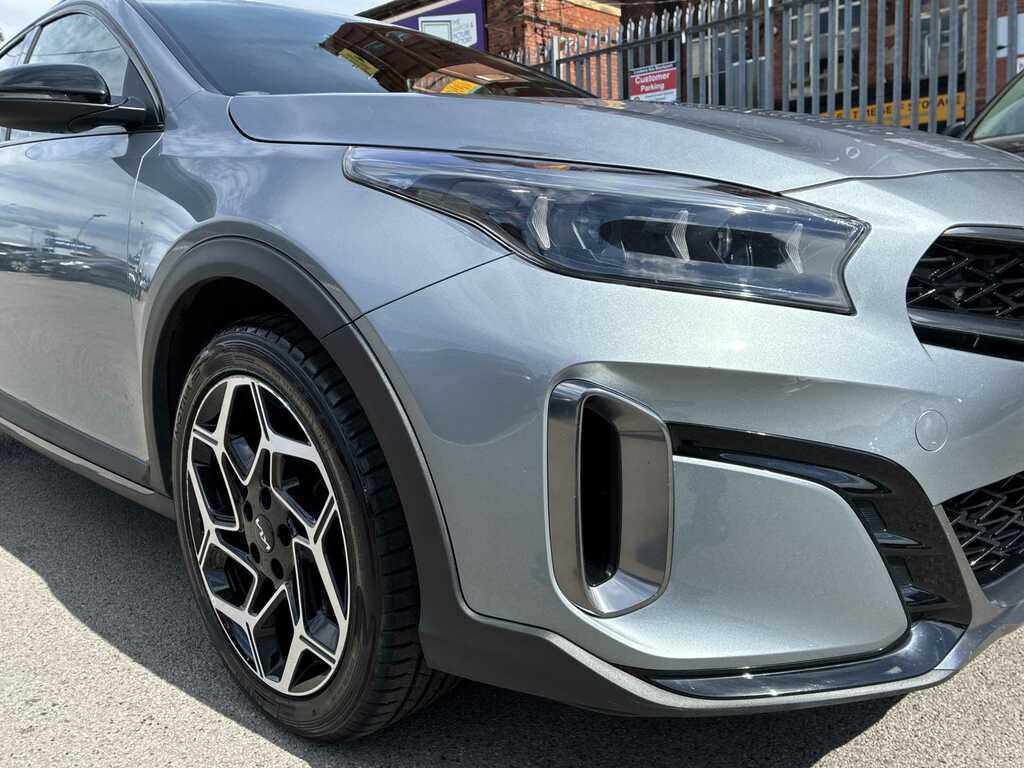 Kia Xceed 1.6 Gdi 8.9Kwh 3 Suv Plug In Hybrid Dct Red #27