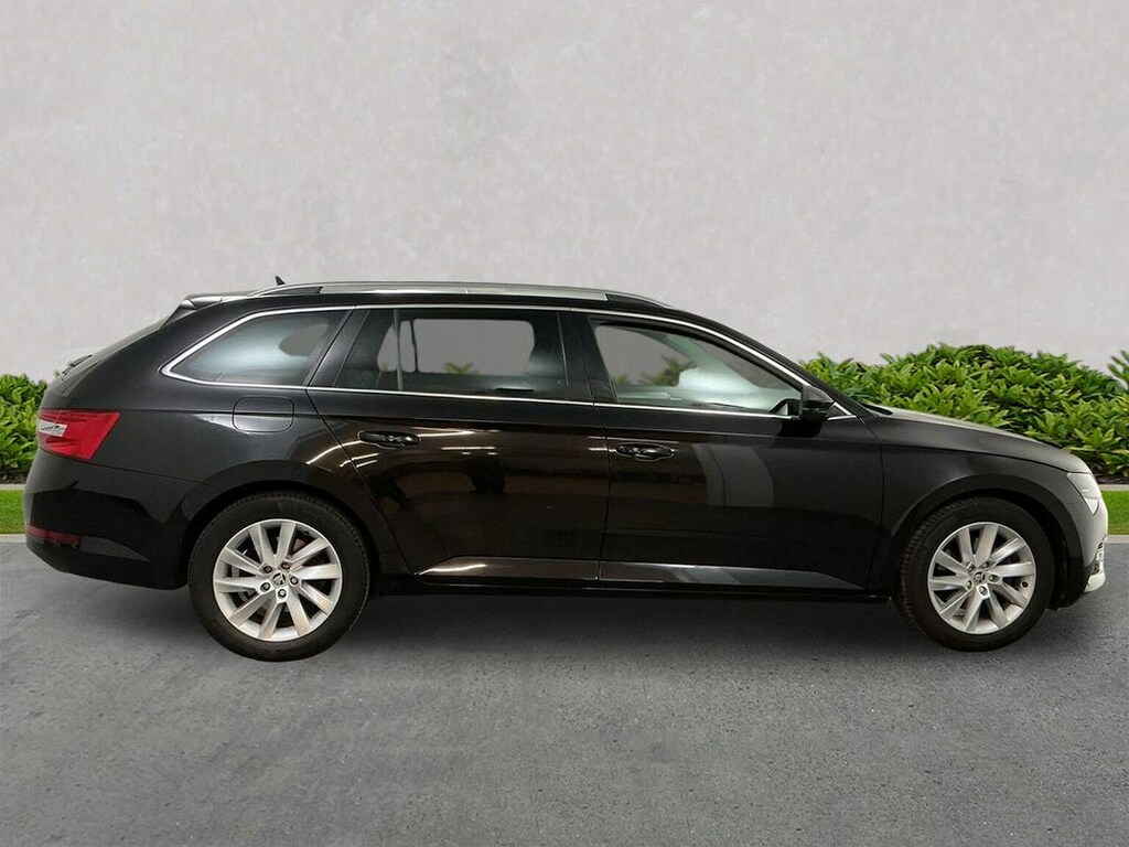 Skoda Superb 1.5 Tsi Act Se Technology Estate Black #3