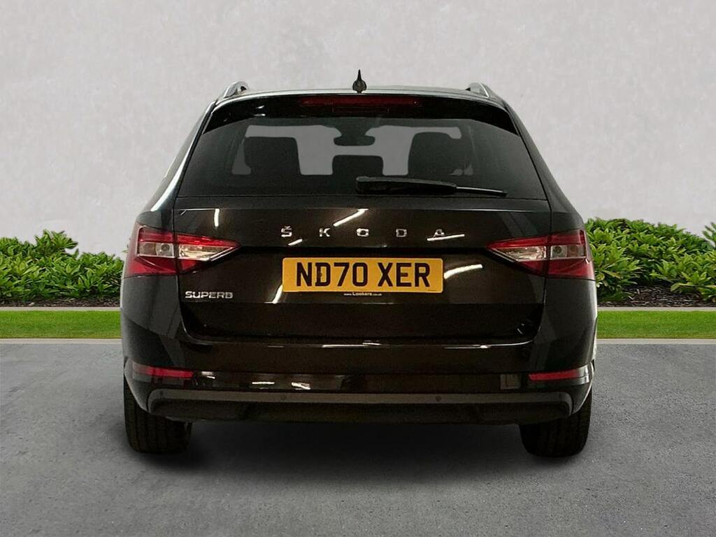 Skoda Superb 1.5 Tsi Act Se Technology Estate Black #4