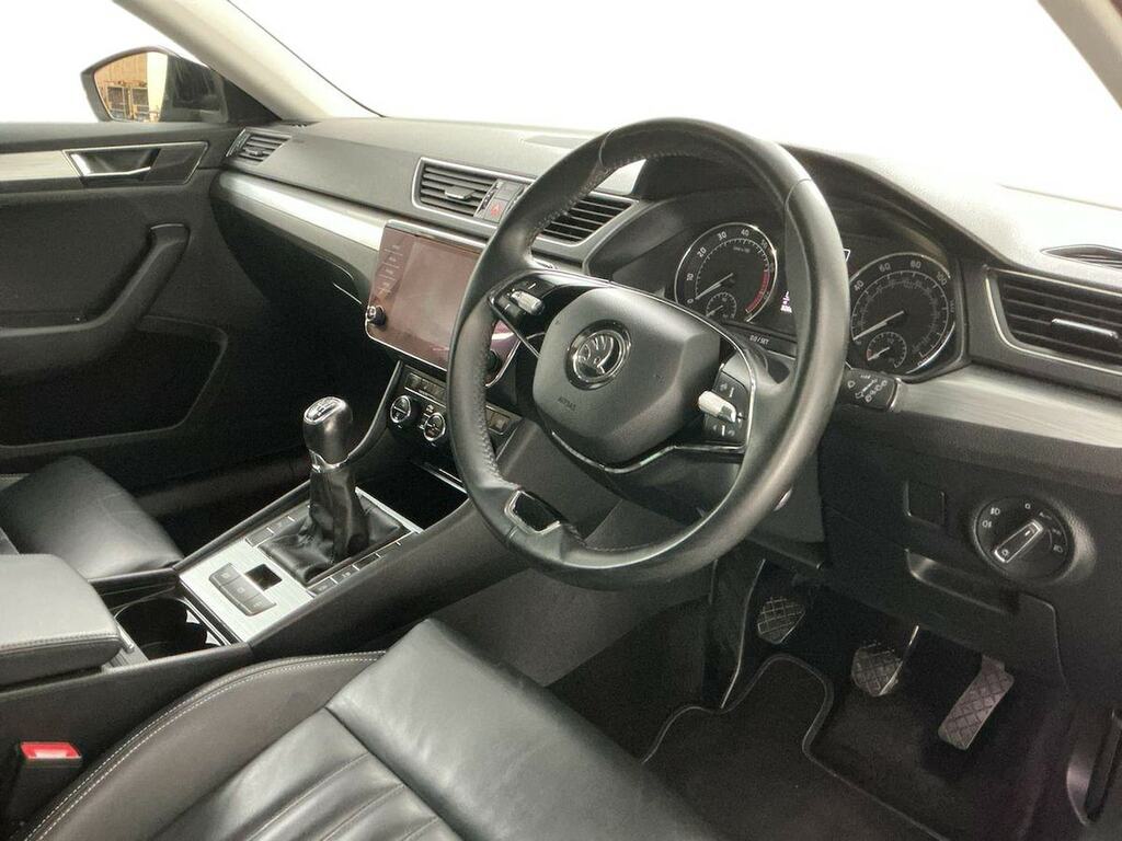 Skoda Superb Skoda Hatchback 2.0 Tdi 150 Se L Dsg White #15