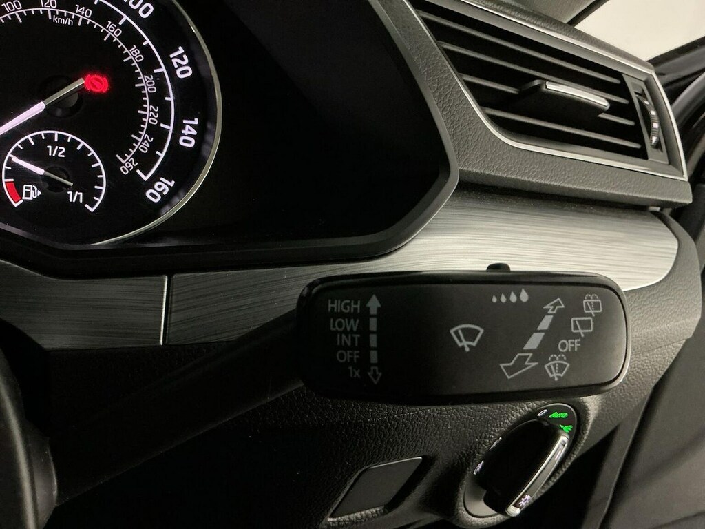 Skoda Superb Skoda Hatchback 2.0 Tdi 150 Se L Dsg White #28