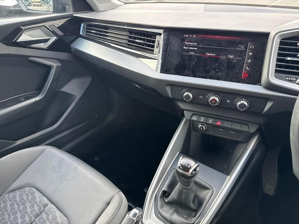 Audi A1 1.5 Tfsi 35 S Line Sportback S Tronic Euro 6 Ss  #13