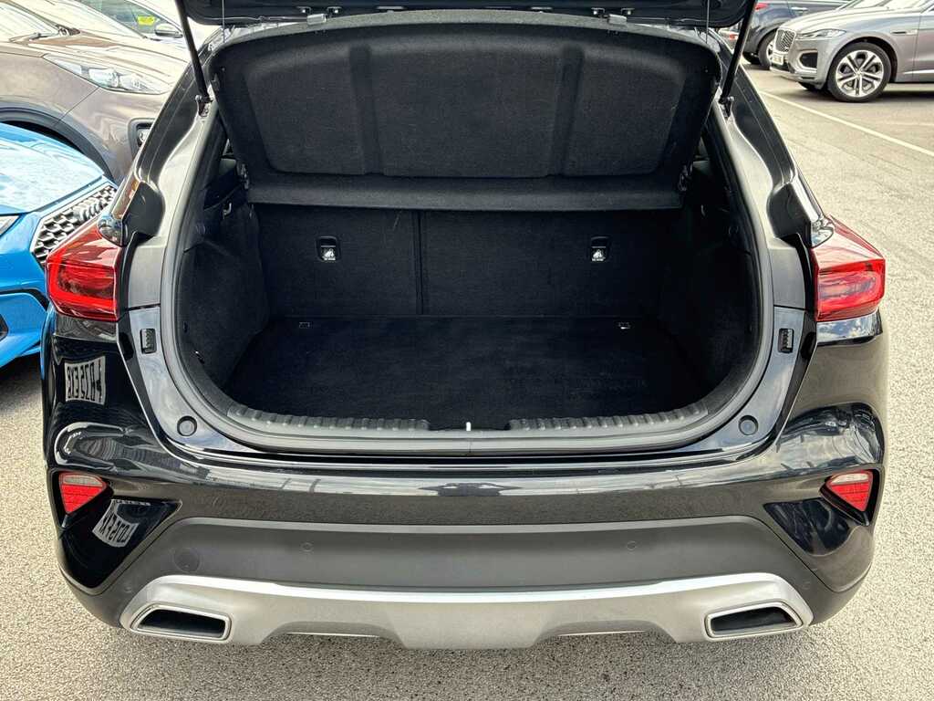 Kia Xceed 1.6 Gdi 8.9Kwh 3 Suv Plug-in Hybrid Dct Black #16