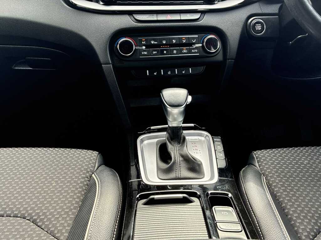 Kia Xceed 1.6 Gdi 8.9Kwh 3 Suv Plug-in Hybrid Dct Black #12
