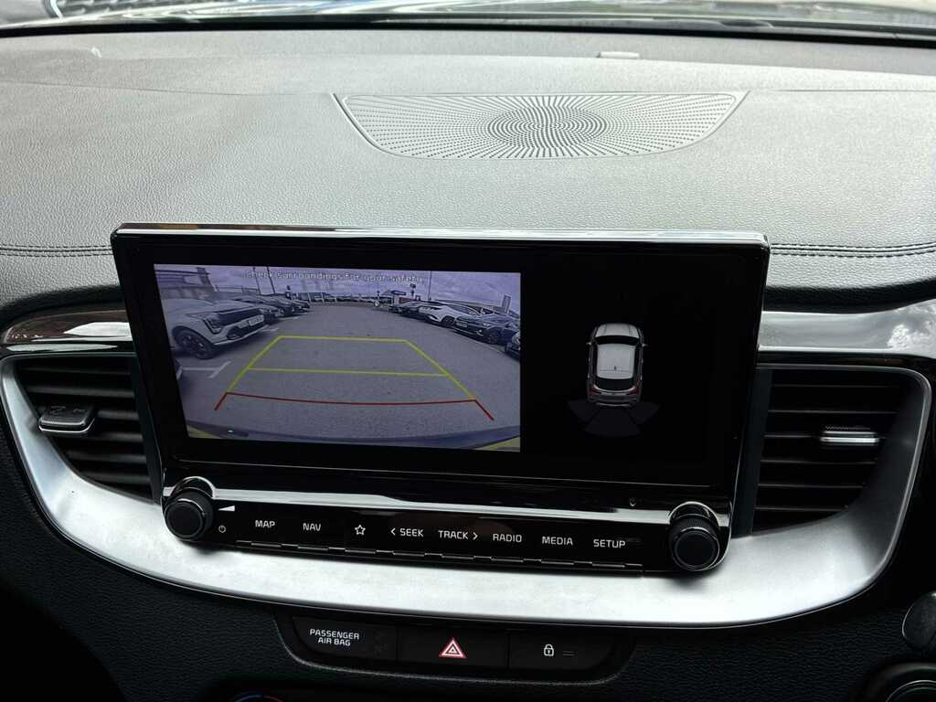 Kia Xceed 1.6 Gdi 8.9Kwh 3 Suv Plug-in Hybrid Dct Black #21