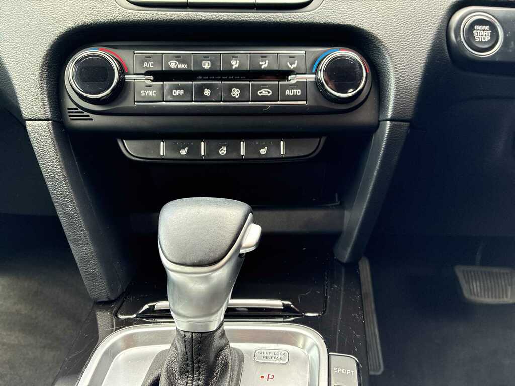 Kia Xceed 1.6 Gdi 8.9Kwh 3 Suv Plug-in Hybrid Dct Black #11