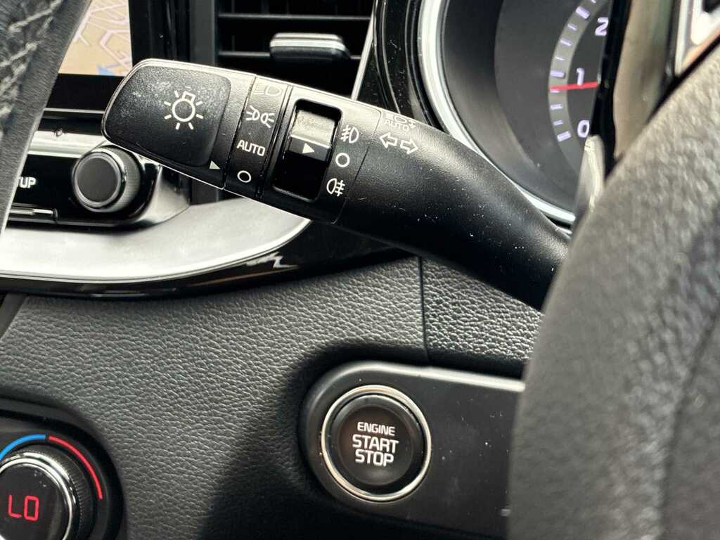Kia Xceed 1.6 Gdi 8.9Kwh 3 Suv Plug-in Hybrid Dct Black #26