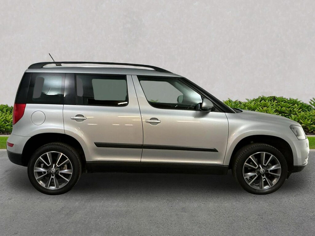Skoda Yeti 2.0 Tdi Se Drive Outdoor Dsg 4Wd Euro 6 Silver #3