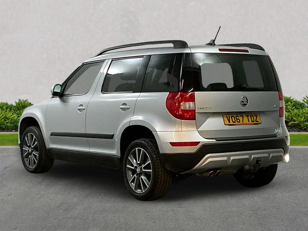 Skoda Yeti 2.0 Tdi Se Drive Outdoor Dsg 4Wd Euro 6 Silver #2