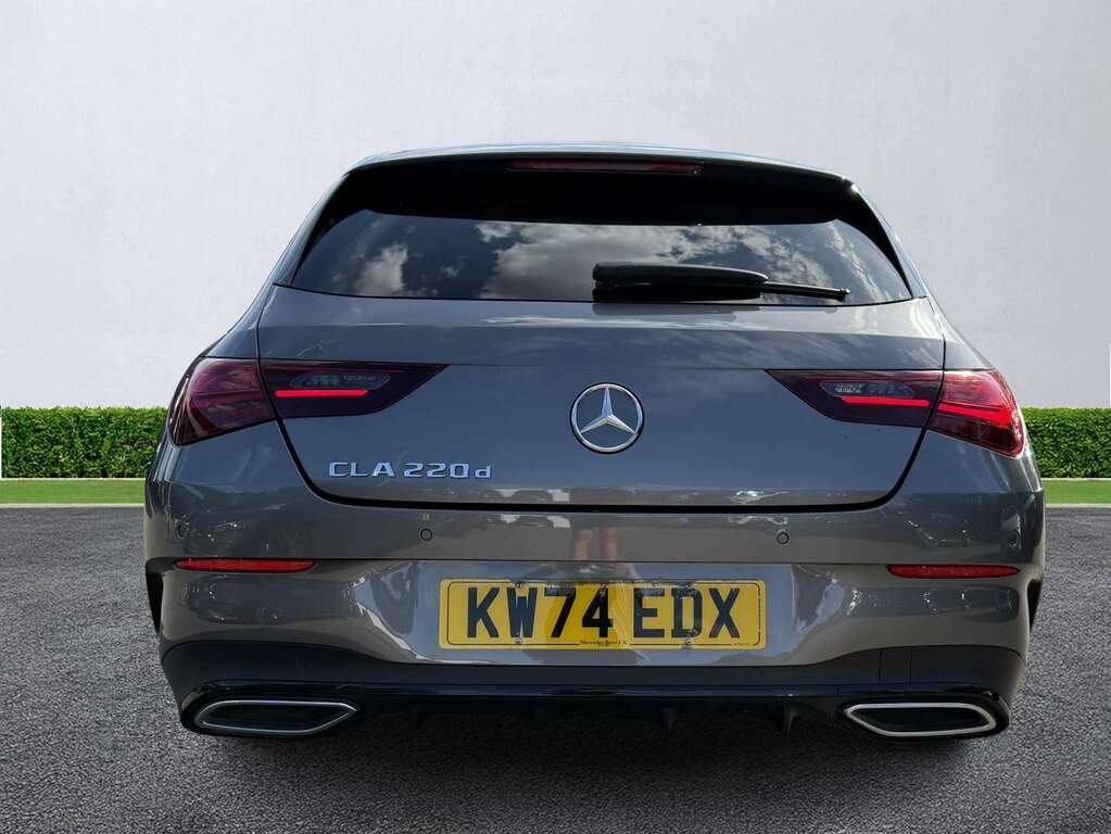 Mercedes-Benz A Class A200 Amg Line Executive Black #2