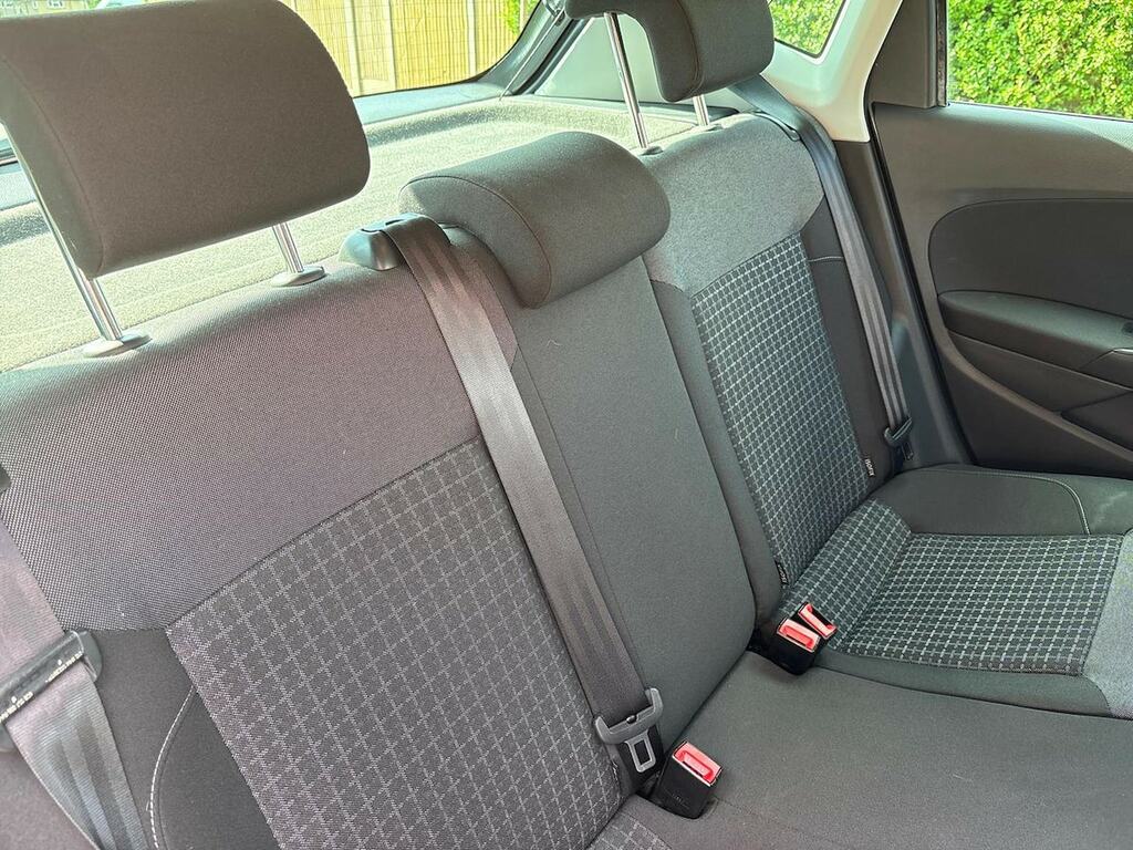 Volkswagen Polo 1.2 Tsi Match Edition White #16