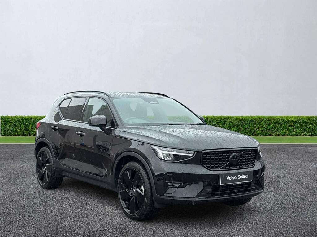Volvo XC40 2.0 B3p Plus Black Edition Black