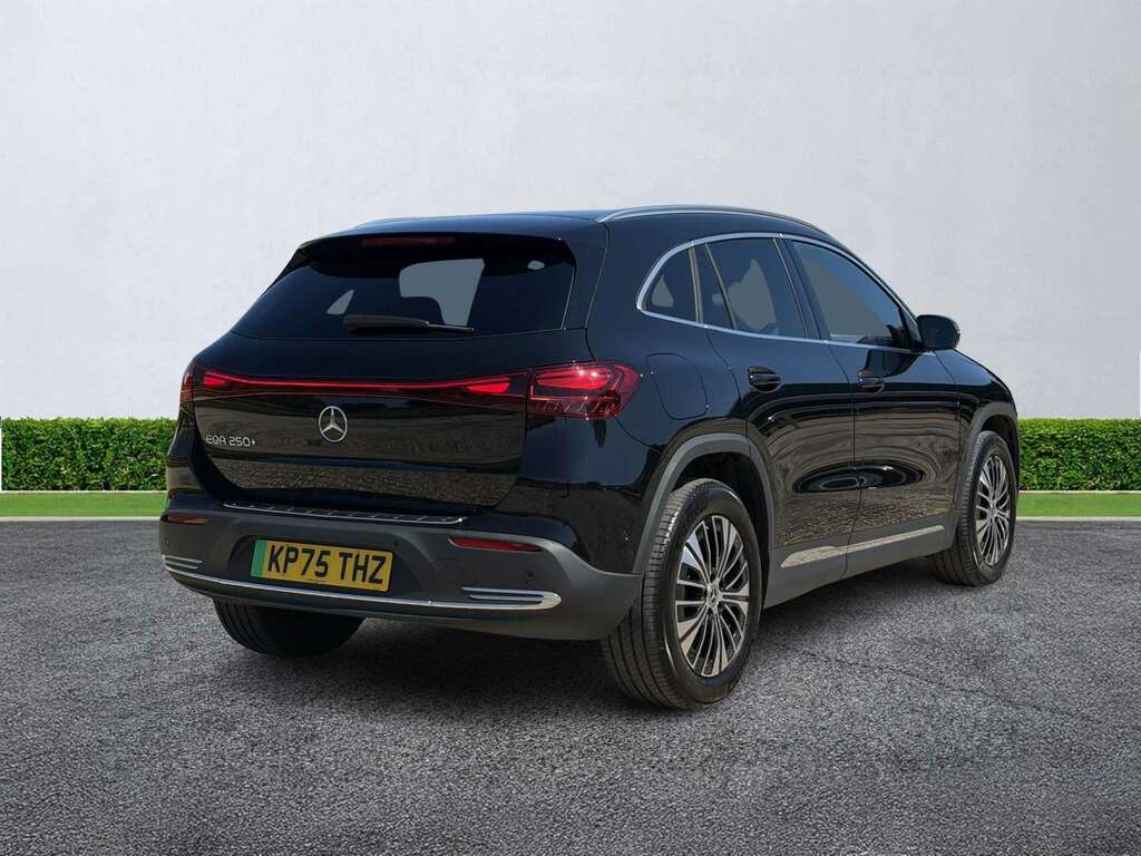 Mercedes-Benz EQA Eqa 250 140Kw Sport Executive 70.5Kwh Black #3