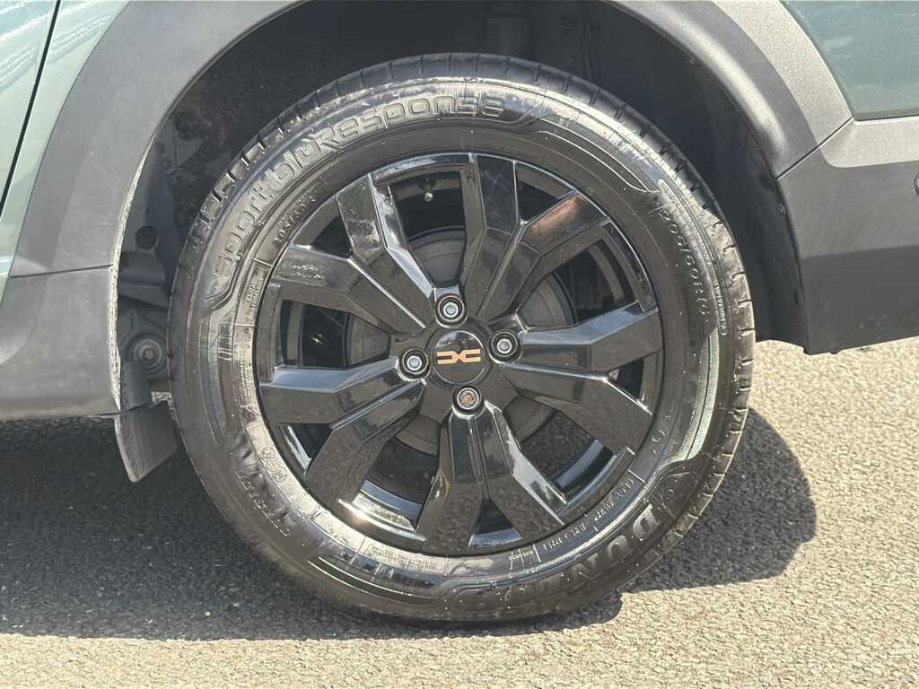 Dacia Jogger 1.6 Hev Extreme GV24KXD Green #6