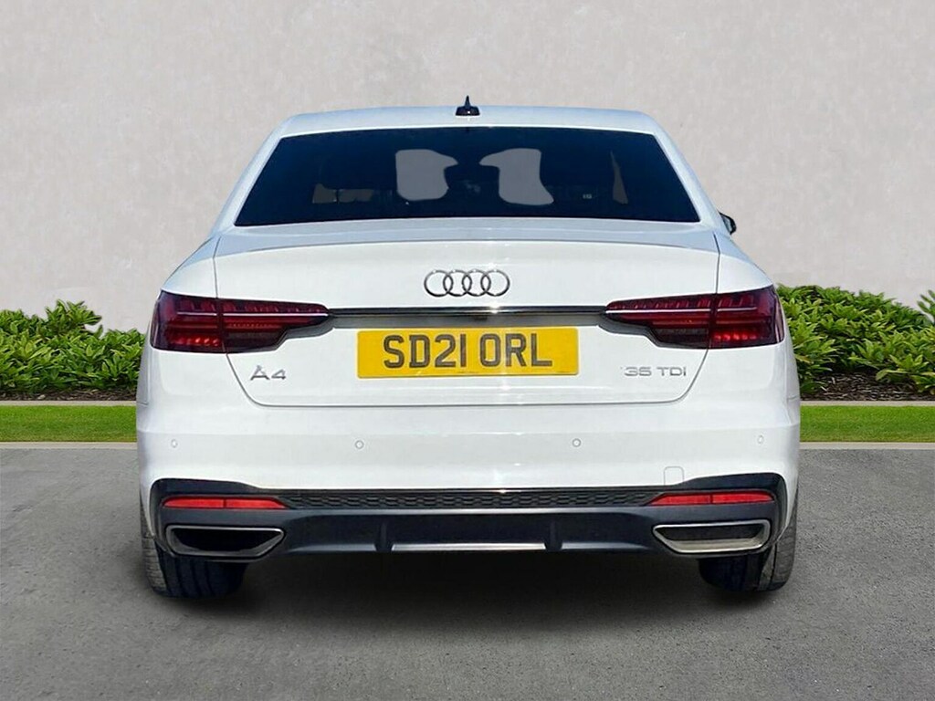 Audi A4 35 Tdi Black Edition S Tronic White #4
