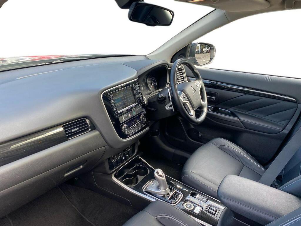 Mitsubishi Outlander 2.0H 12Kwh 5Hs Cvt 4Wd Euro 6 Ss Black #7