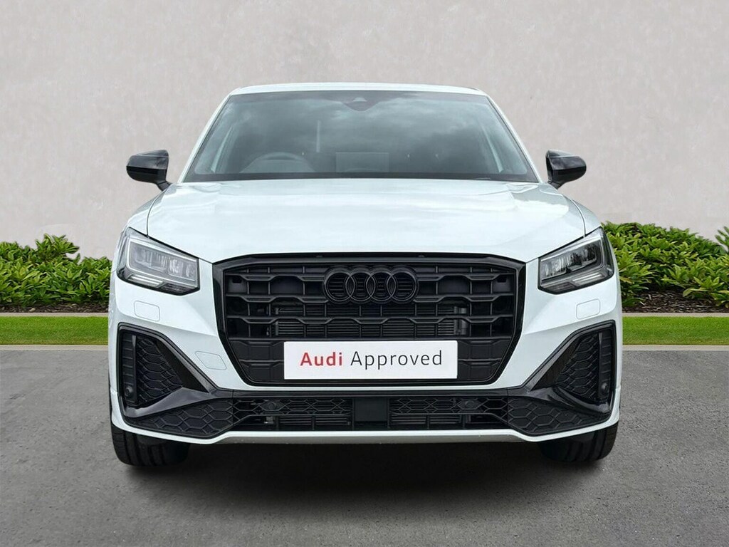 Audi Q2 35 Tfsi Black Edition S Tronic White #5