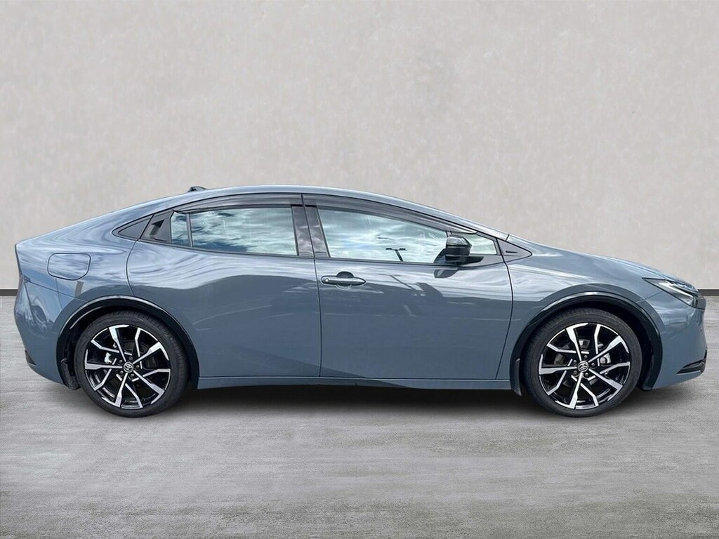 Toyota Prius 2.0 13.6Kwh Excel Hatchback Plug-in Hyb Grey #3