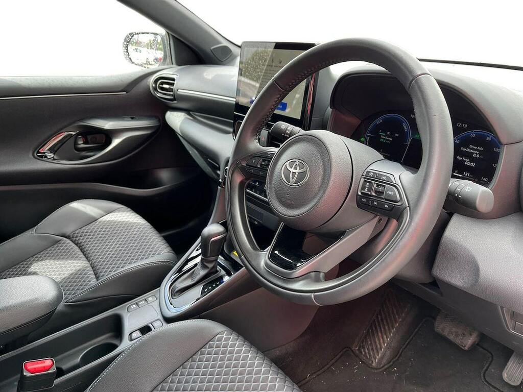 Toyota Yaris 1.5 Vvt-h Design E-cvt Euro 6 Ss White #15