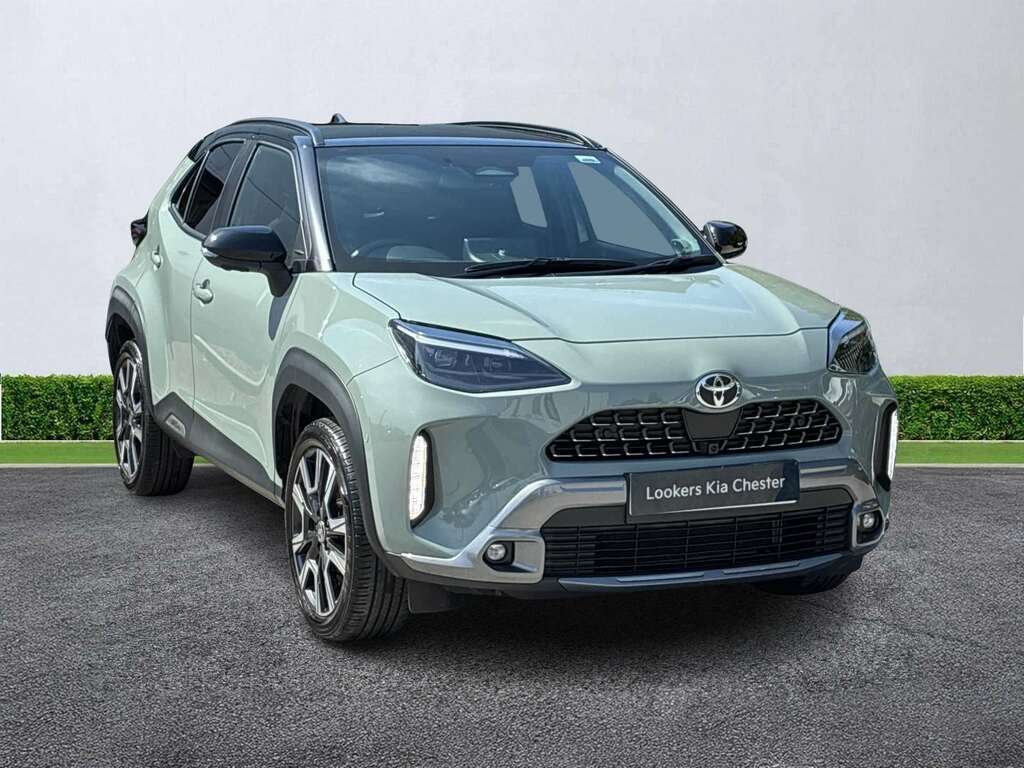 Toyota Yaris Cross 1.5 Hybrid 130 Premiere Edition Cvt Green