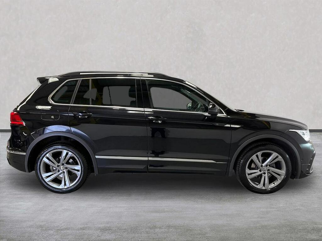 Volkswagen Tiguan 1.5 Tsi R-line Edition Suv Dsg Euro 6 AJ23MKG Black #3