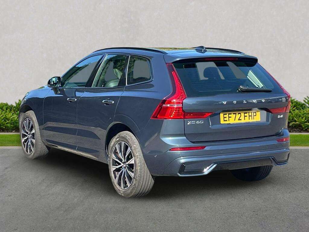 Volvo XC60 2.0 B4d Plus Dark Awd Geartronic Blue #2