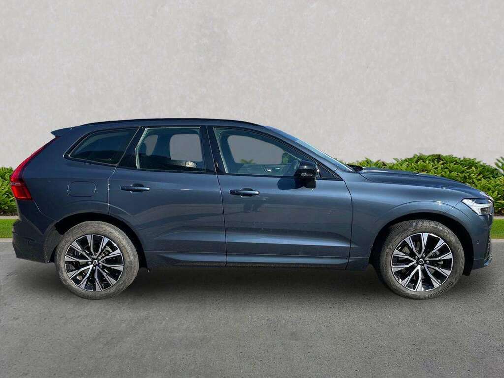 Volvo XC60 2.0 B4d Plus Dark Awd Geartronic Blue #3