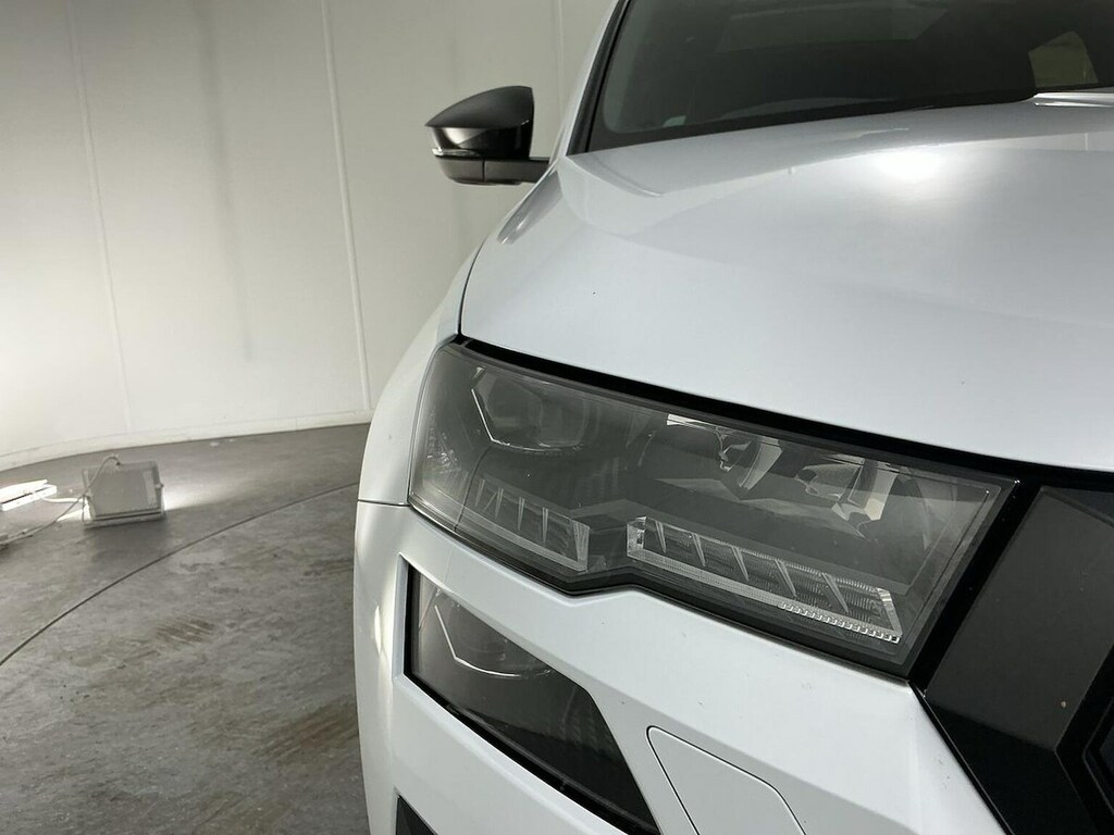 Skoda Karoq 1.5 Tsi Sportline Dsg Black #32