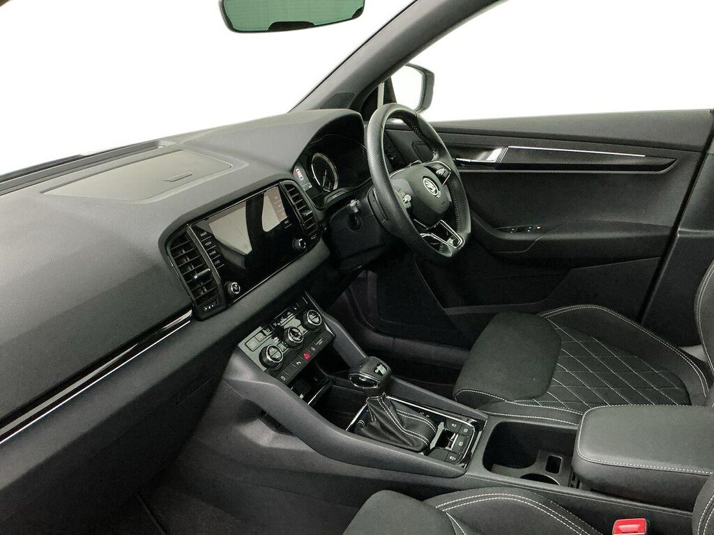 Skoda Karoq 1.5 Tsi Sportline Dsg Black #7