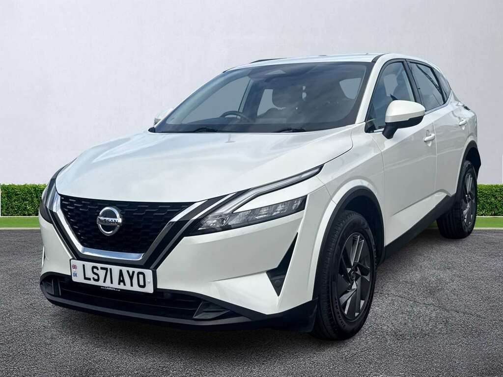 Nissan Qashqai 1.3 Dig-t Mh 158 Acenta Premium Xtronic Red #8