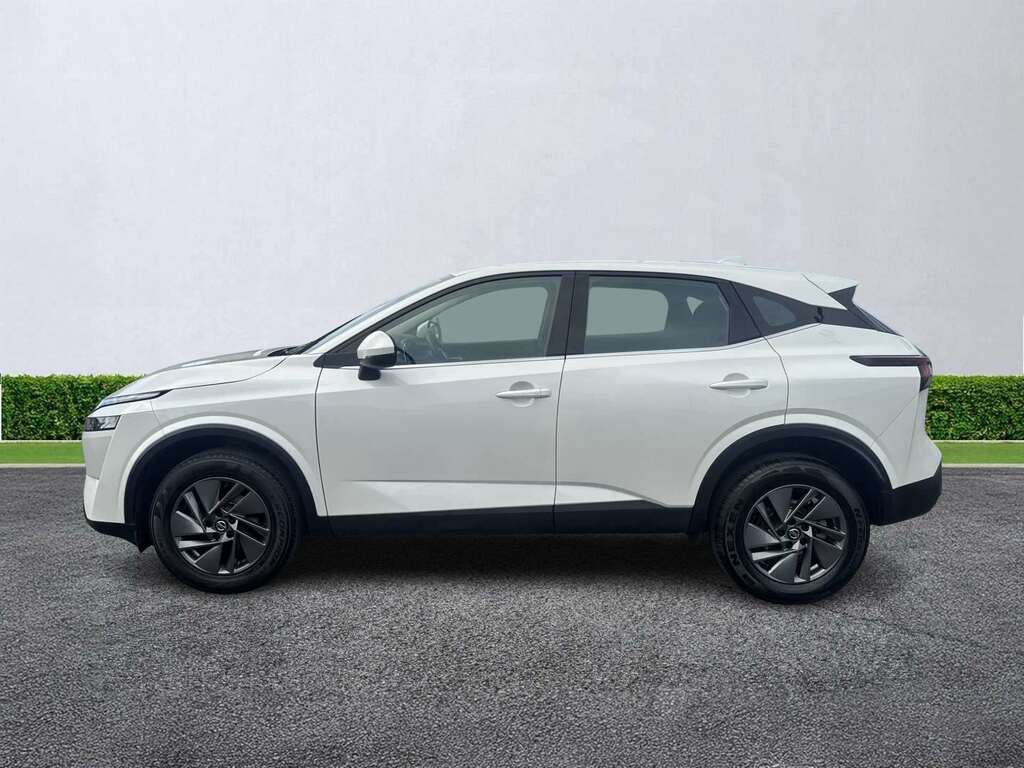 Nissan Qashqai 1.3 Dig-t Mh 158 Acenta Premium Xtronic Red #7