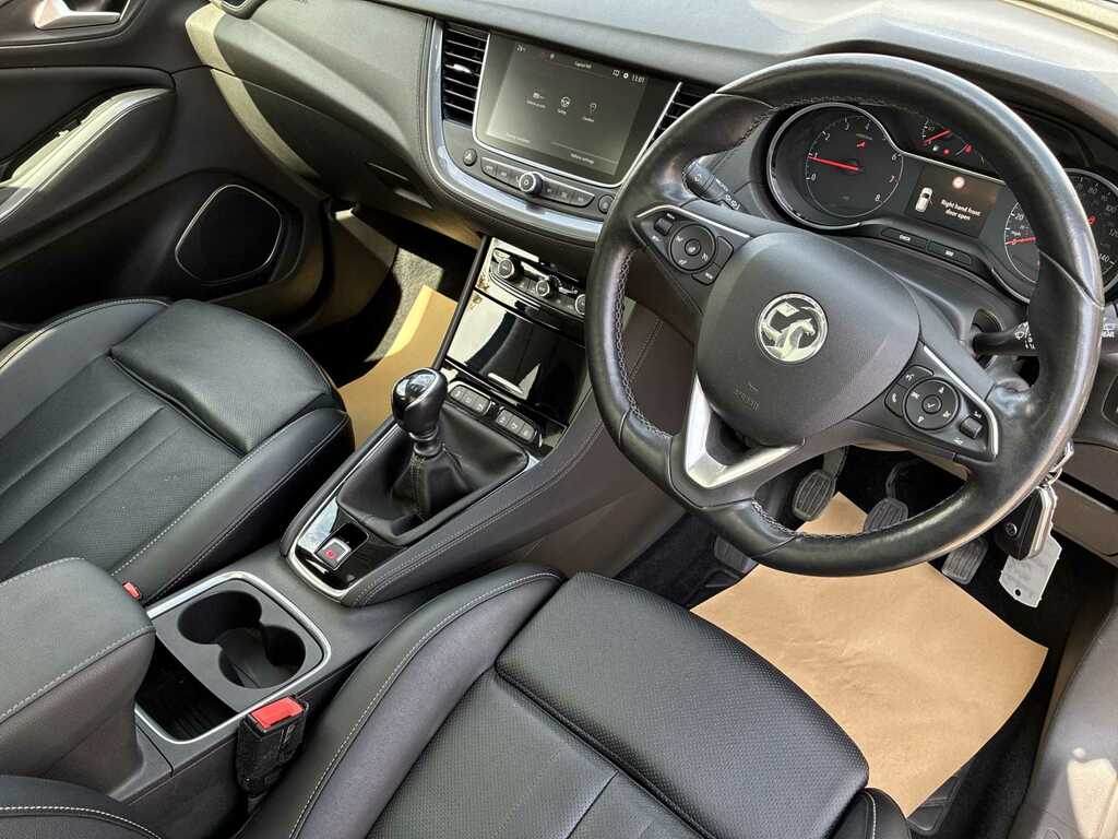 Vauxhall Grandland X 1.2 Turbo Sri Nav White #14