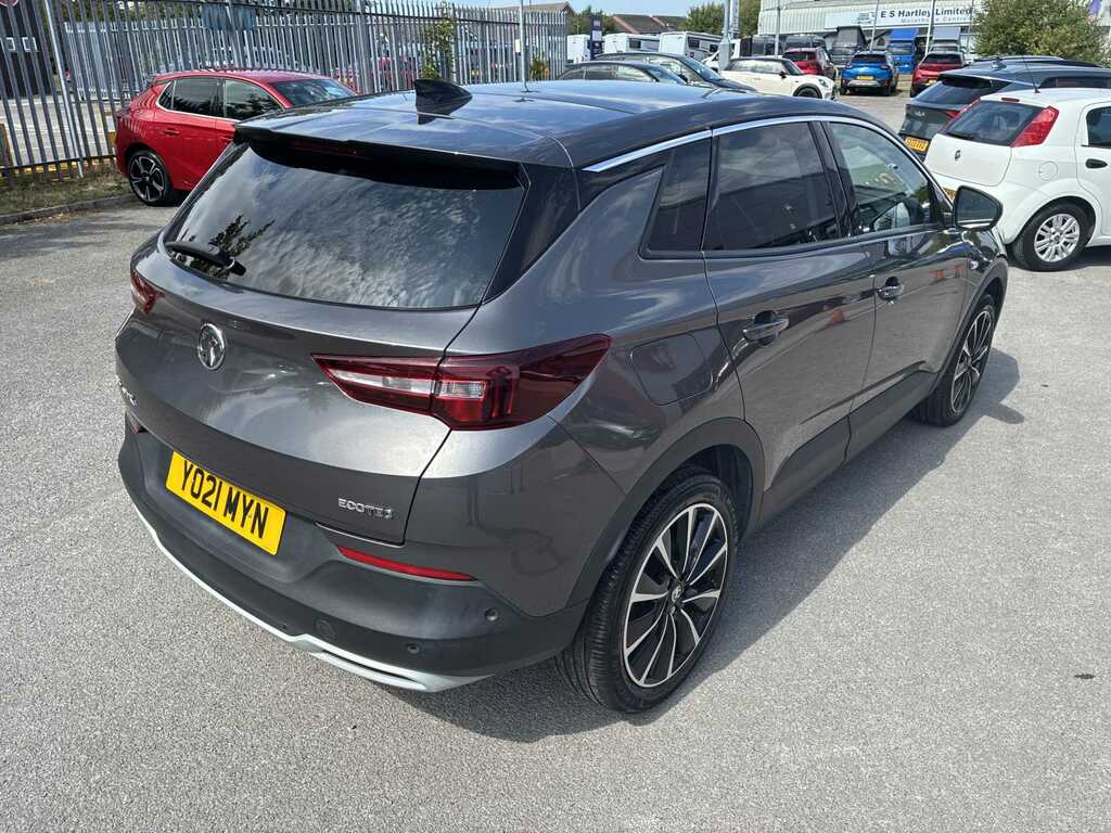 Vauxhall Grandland X 1.2 Turbo Sri Nav White #26
