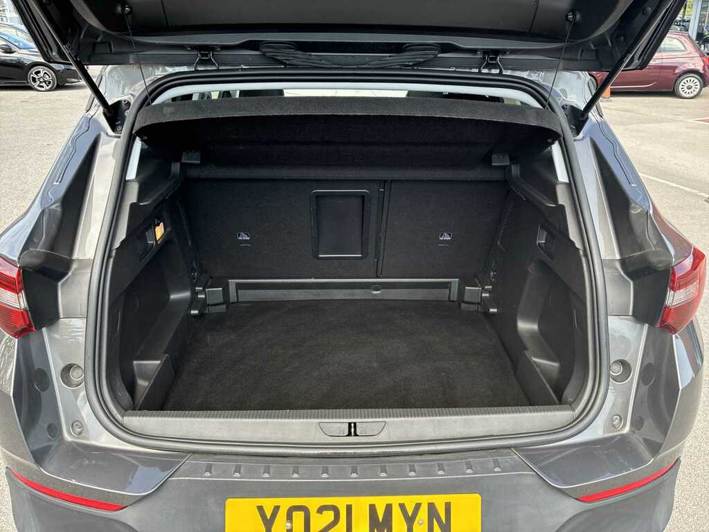 Vauxhall Grandland X 1.2 Turbo Sri Nav White #16