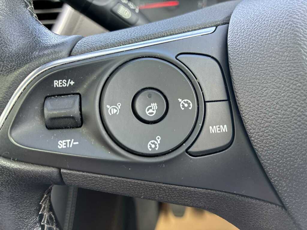 Vauxhall Grandland X 1.2 Turbo Sri Nav White #23