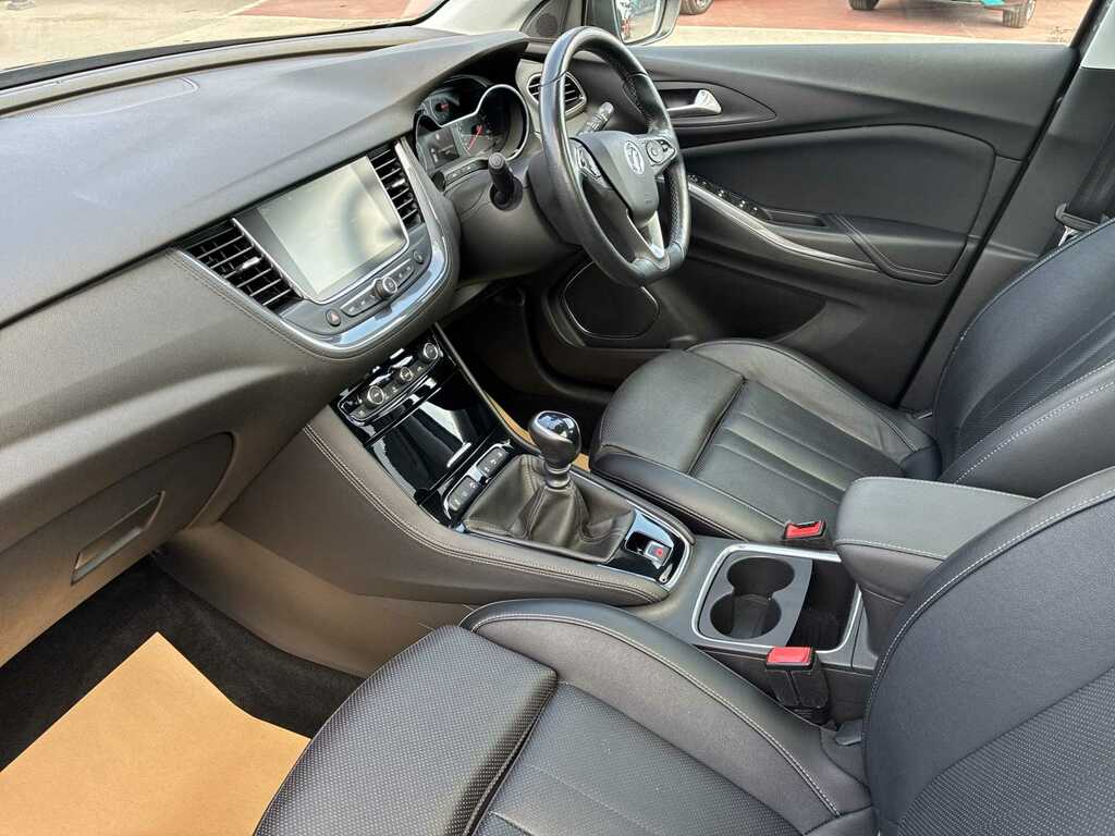 Vauxhall Grandland X 1.2 Turbo Sri Nav White #7