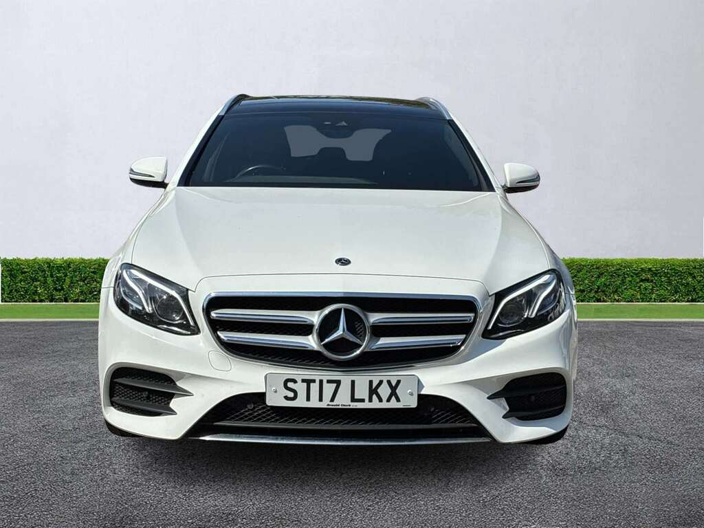 Mercedes-Benz E Class E220d Amg Line Premium Plus 9G-tronic White #5