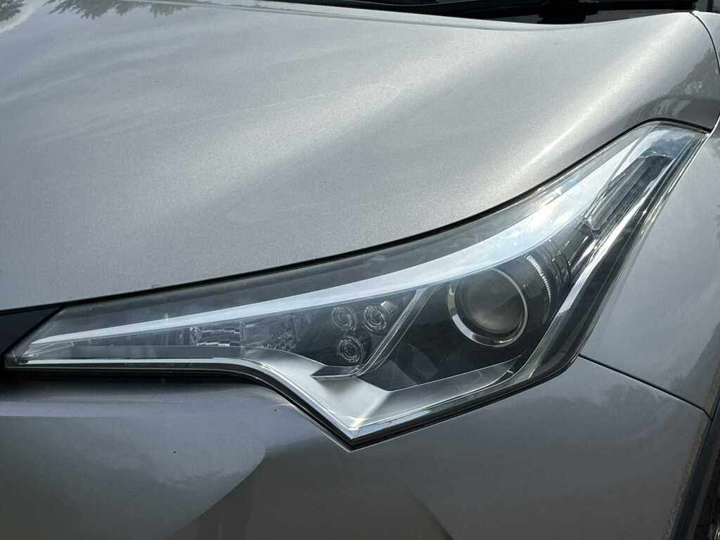 Toyota C-Hr 1.8 Vvt-h Dynamic Cvt Euro 6 Ss White #33