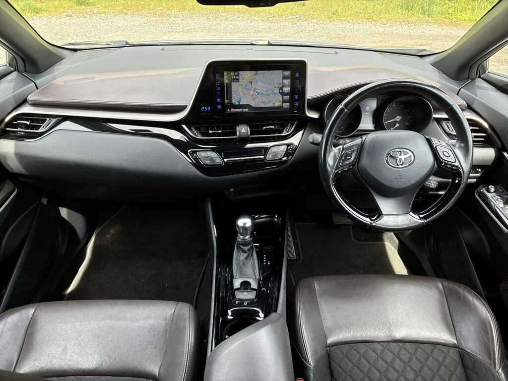 Toyota C-Hr 1.8 Vvt-h Dynamic Cvt Euro 6 Ss White #8