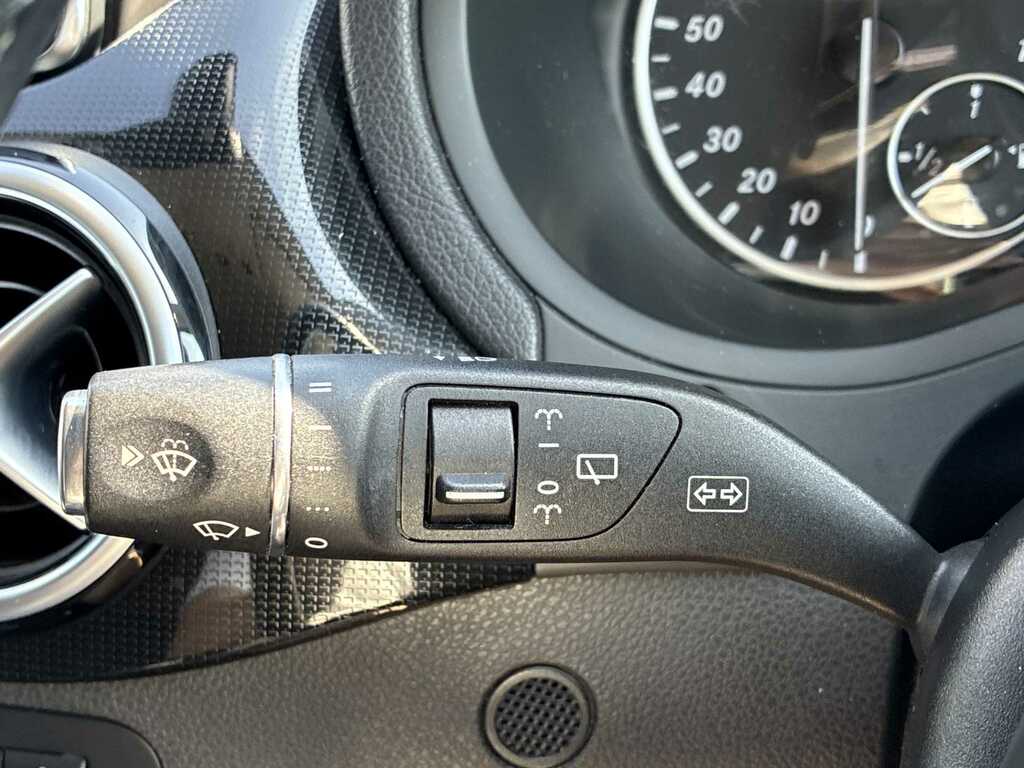 Mercedes-Benz B Class Mpv 1.5 B180 Cdi Sport 7G-dct Euro 5 Ss 20 Black #25