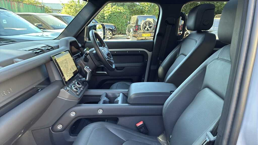 Land Rover Defender 110 3.0 D250 X-dynamic Hse 110 Grey #3