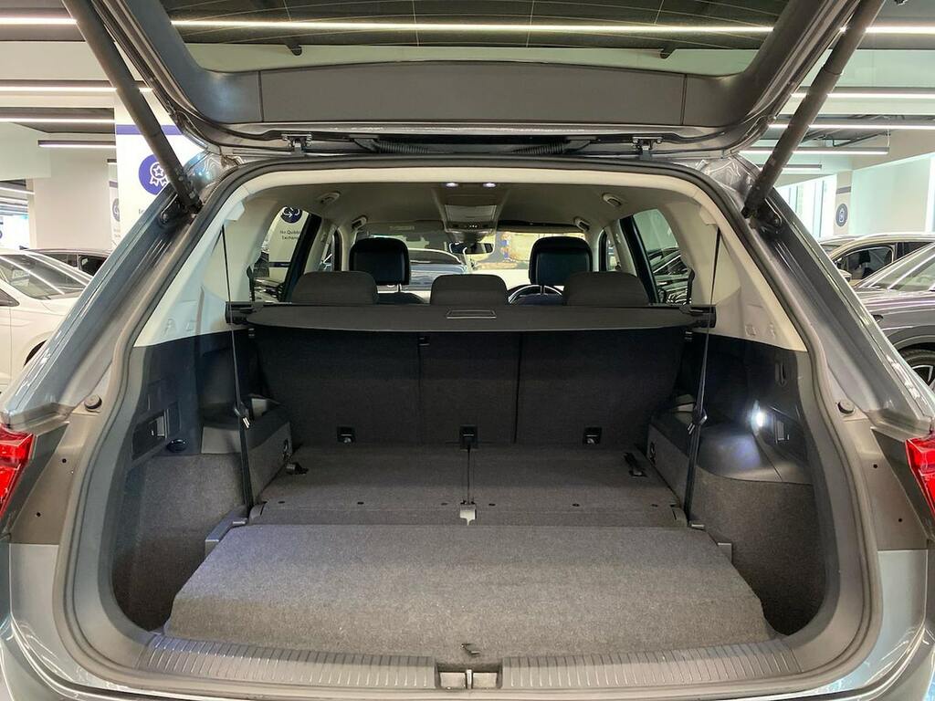 Volkswagen Tiguan Allspace 1.5 Tsi Life Red #17