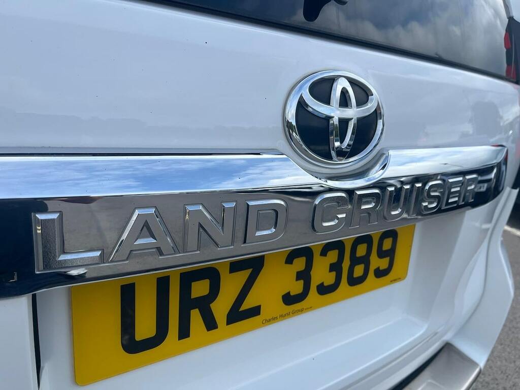 Toyota Land Cruiser Estate 2.8 D-4d 204 Invincible 7 Seats 2023 Blue #34