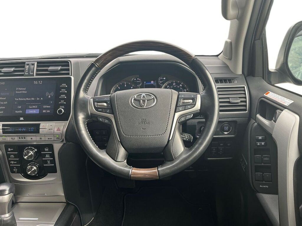 Toyota Land Cruiser Estate 2.8 D-4d 204 Invincible 7 Seats 2023 Blue #9