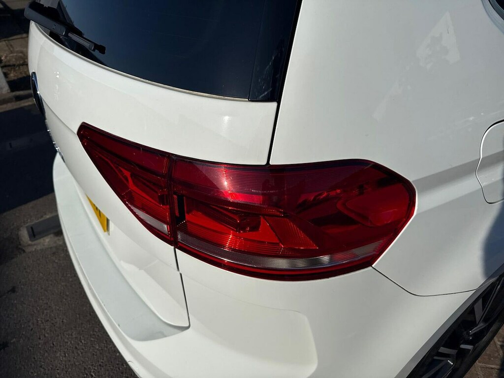 Volkswagen Touran Mpv 1.5 Tsi R-line Evo 150Ps Dsg Grey #34