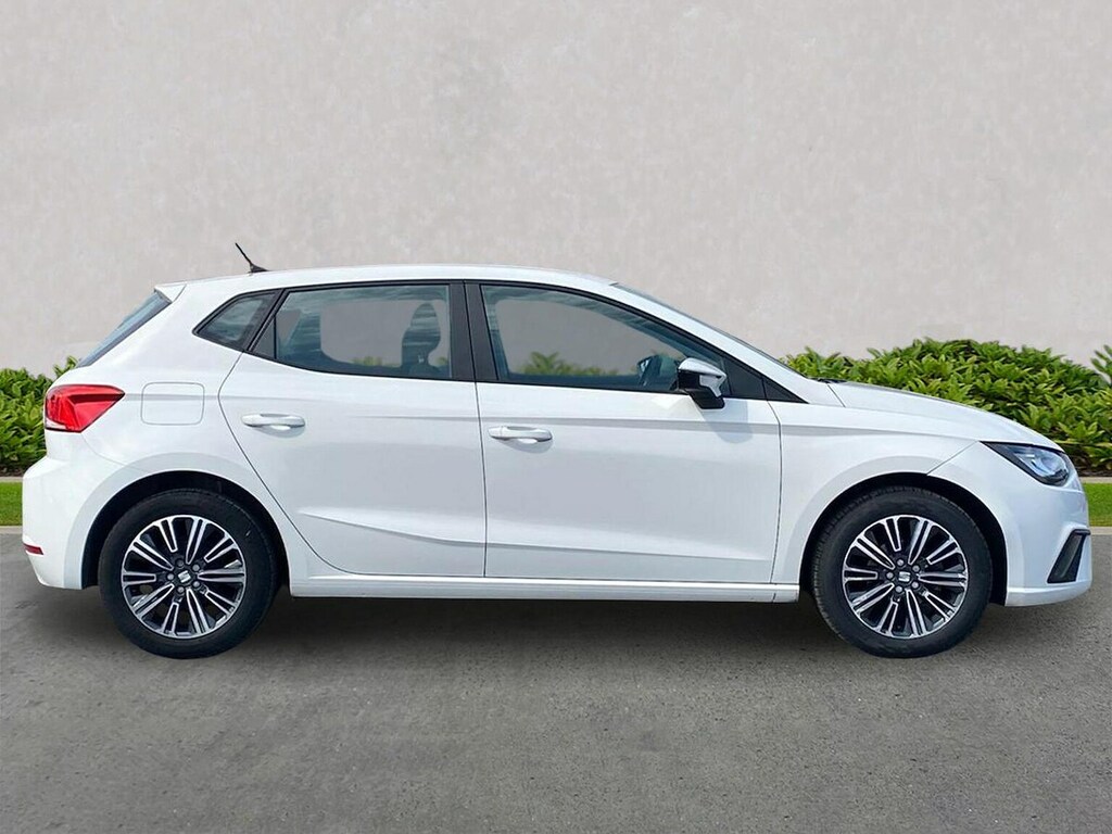 Seat Ibiza Fr Sport 1.0 Tsi 95 5-Speed White #3