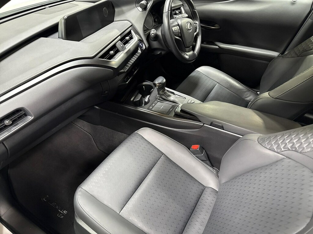 Lexus UX 2.0 250H F Sport Premium Plus Suv Hyb White #7