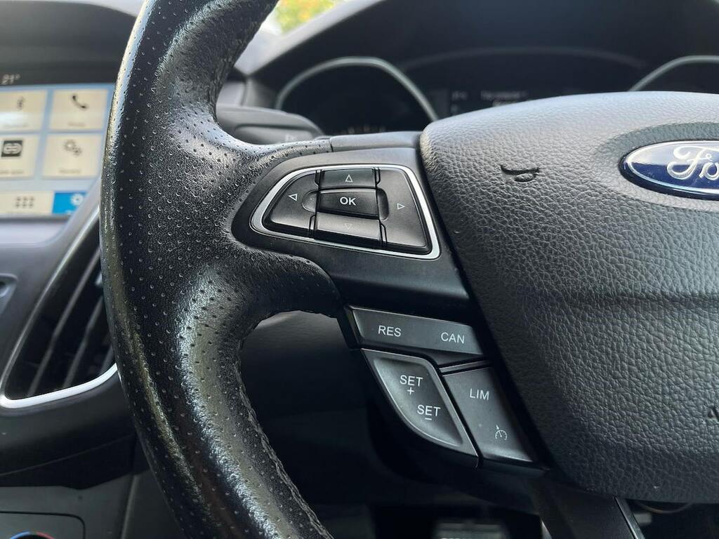 Ford Focus 1.5 Tdci St-line Ulez Free Fsh 0 Tax Blue #26